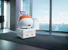 Autonomiczny robot dostawczy AQUILO